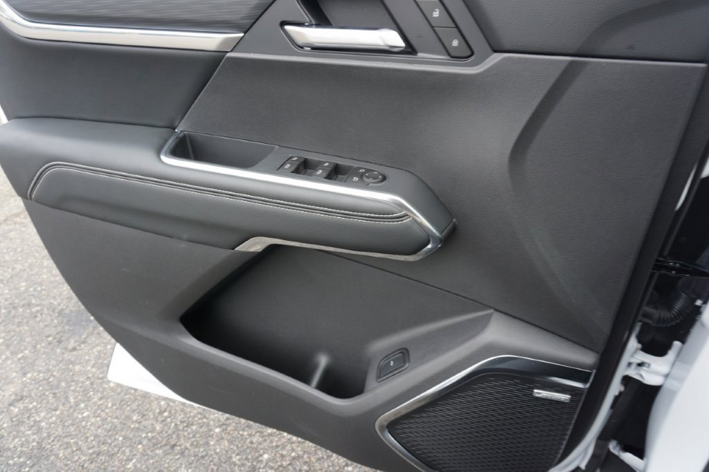 New 2025 GMC Acadia Elevation w/ LPO, Floor Liner Package image 22