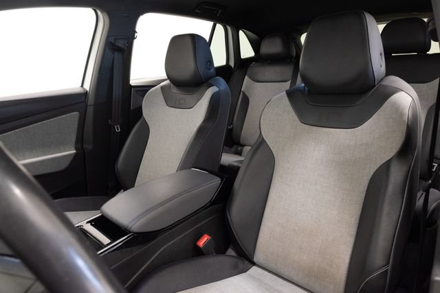 Used 2023 Volkswagen ID.4 Pro RWD image 41