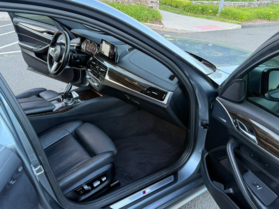 Used 2017 BMW 540i xDrive AWD/4WD image 17