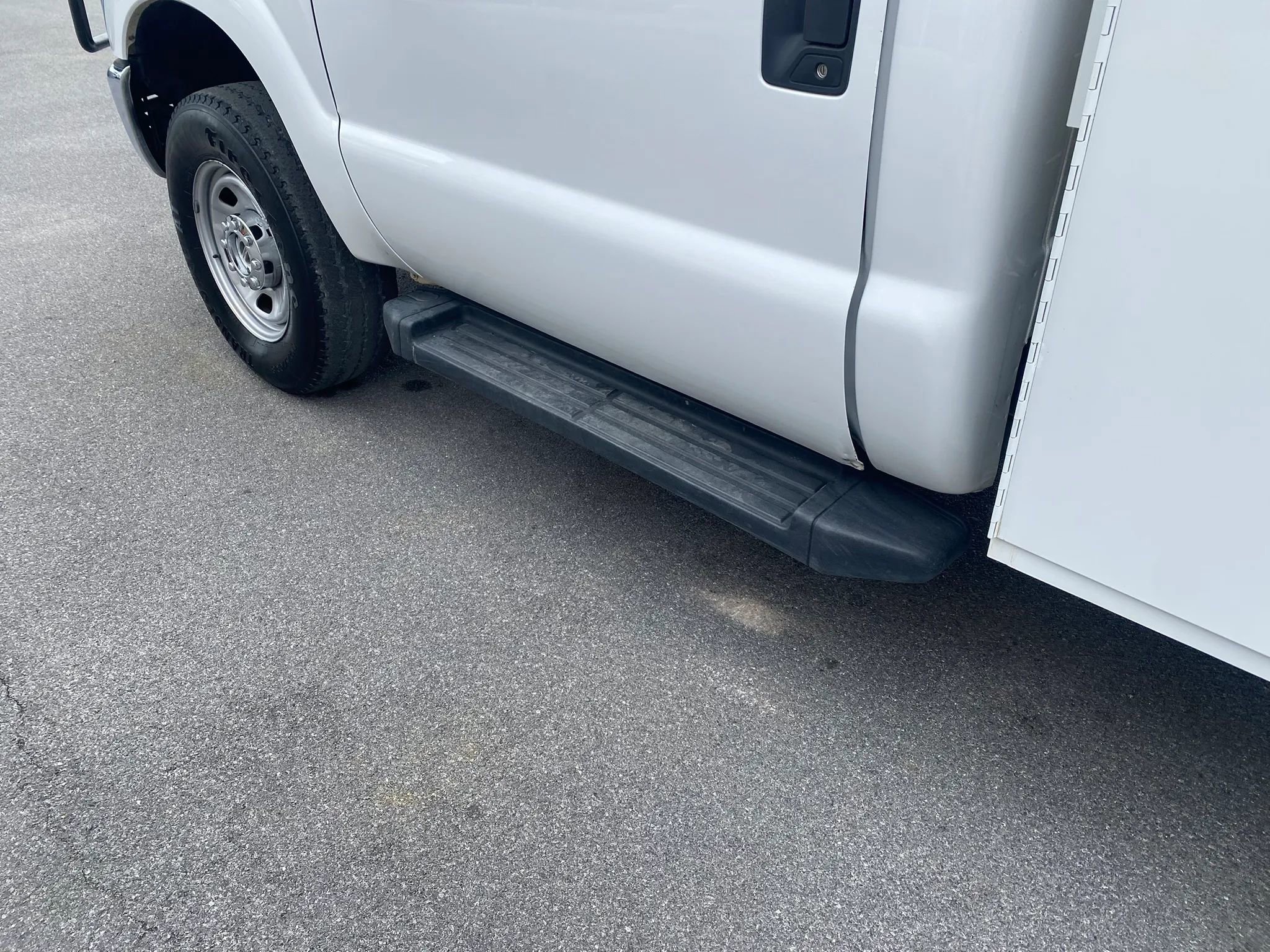 Used 2015 Ford F350 XL AWD/4WD image 6