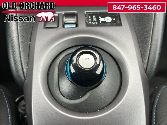 Used 2025 Nissan Leaf S image 17