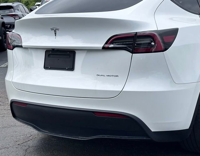 Used 2023 Tesla Model Y Long Range AWD/4WD image 9
