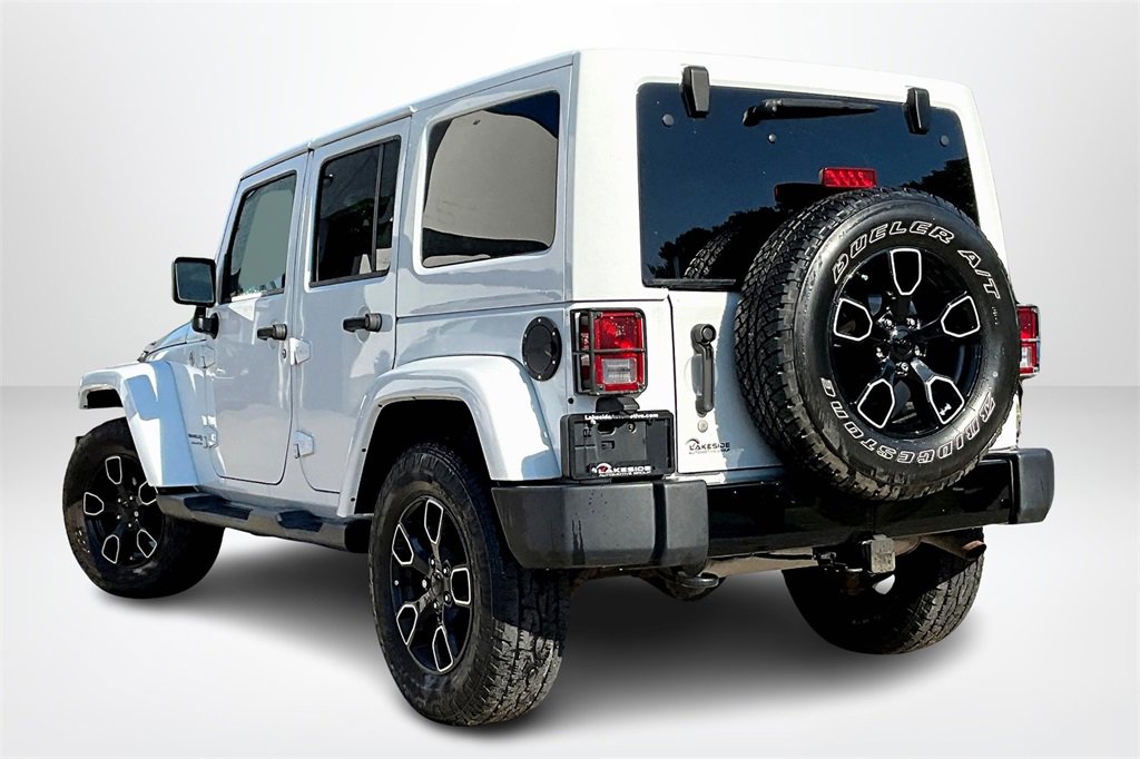 Used 2018 Jeep Wrangler Unlimited Sahara image 4