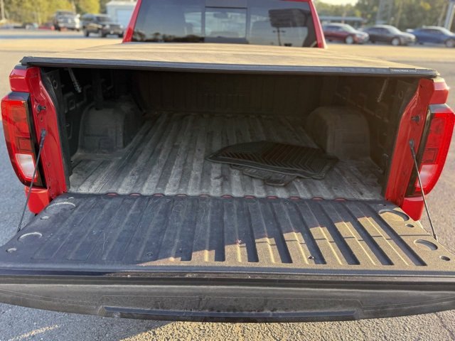 Used 2020 GMC Sierra 1500 Elevation image 18