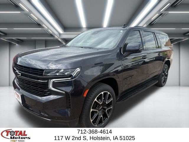 Used 2024 Chevrolet Suburban RST w/ Luxury Package AWD/4WD image 5
