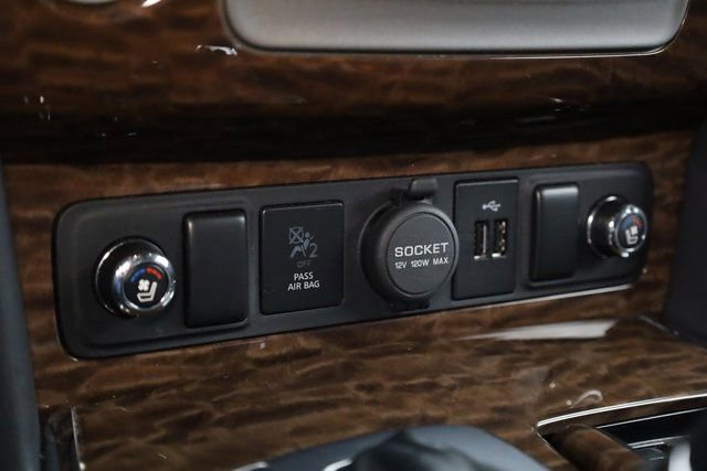 Used 2020 Nissan Armada Platinum w/ Captain's Chairs Package image 21