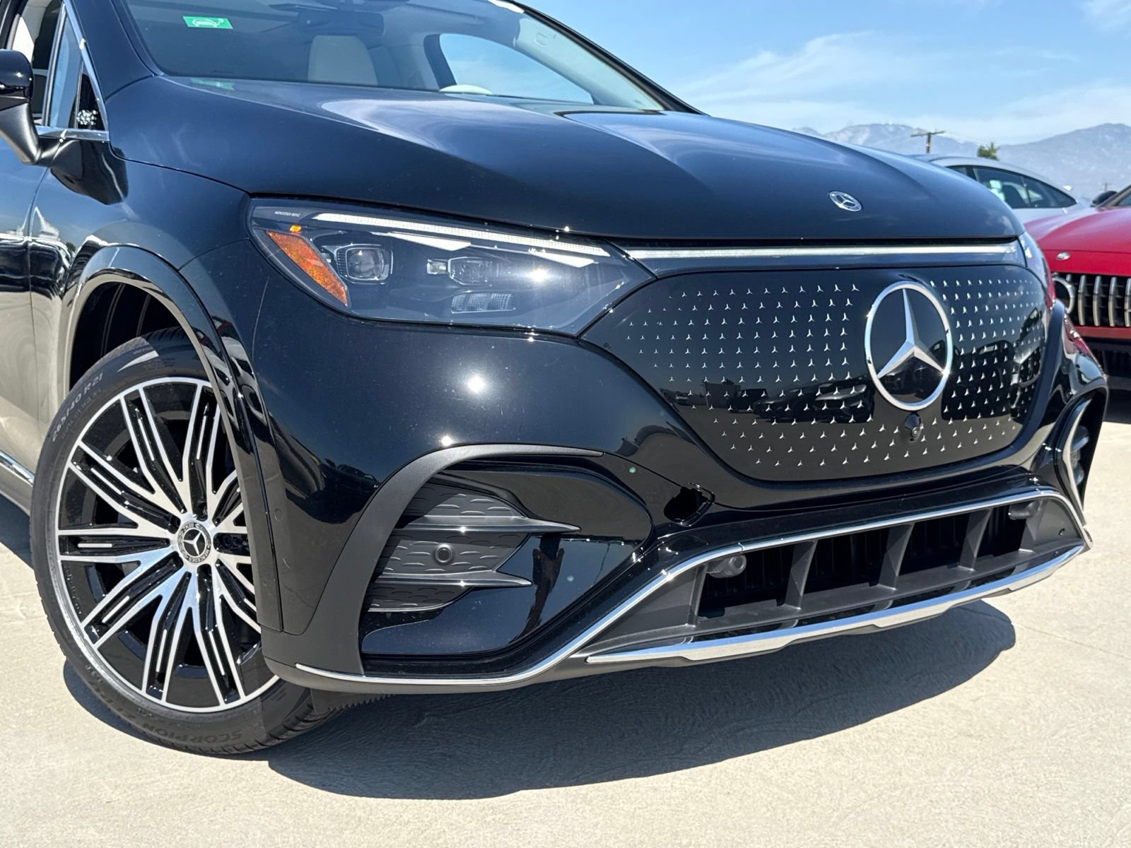 New 2027 Mercedes-Benz EQE 320+ SUV image 3