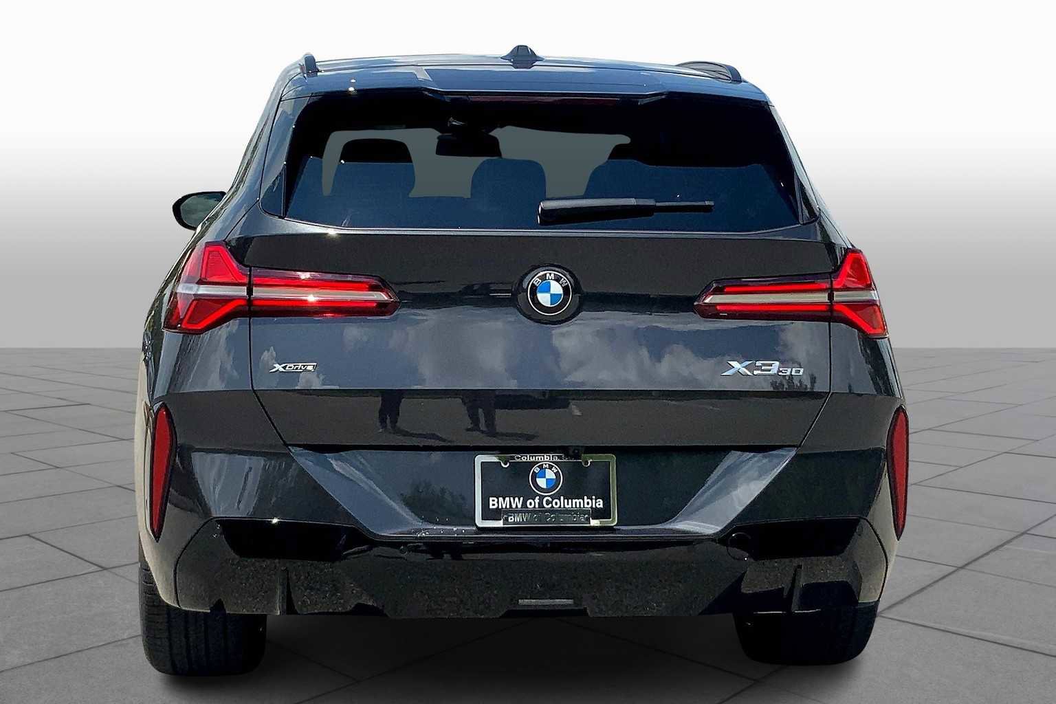 Used 2025 BMW X3 xDrive30i w/ Premium Package AWD/4WD image 4