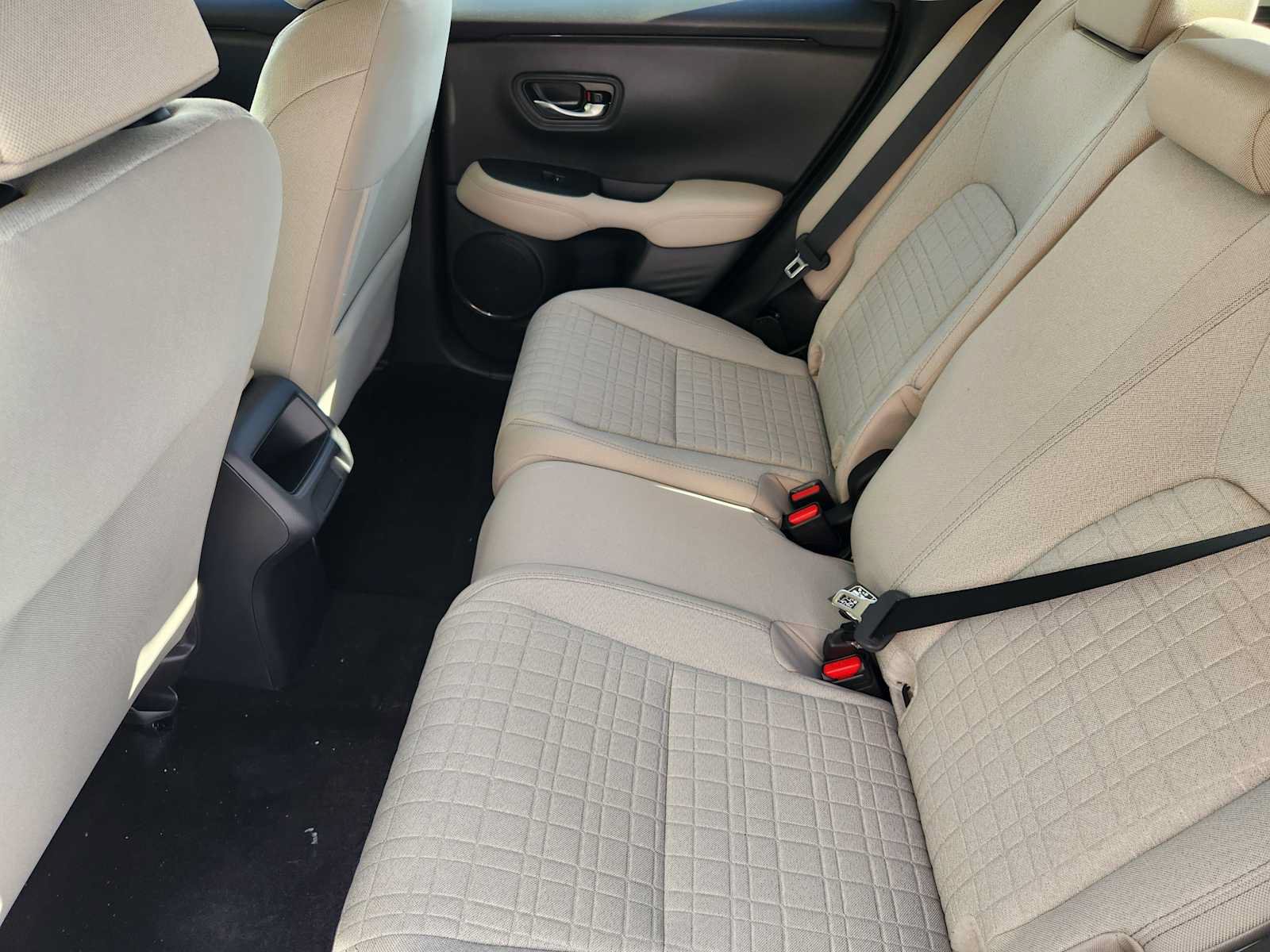 Certified 2026 Honda HR-V LX image 21