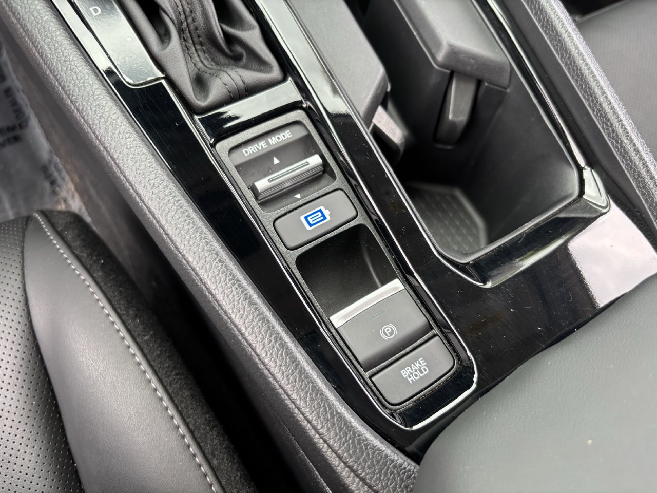 Certified 2025 Honda Accord EX-L image 25