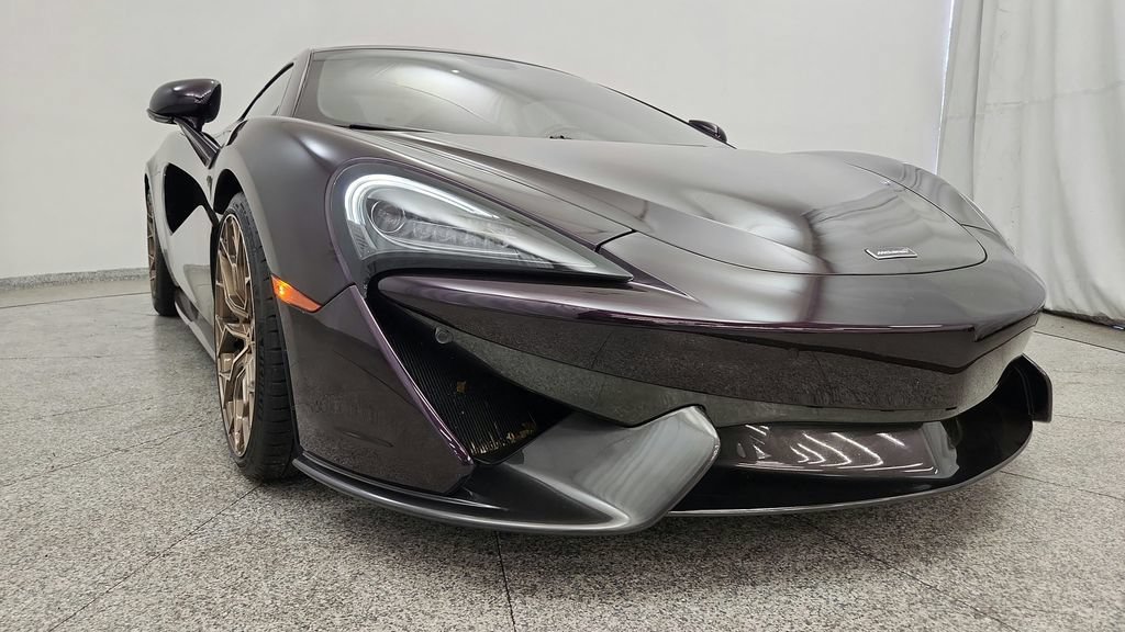 Used 2017 McLaren 570S RWD image 13