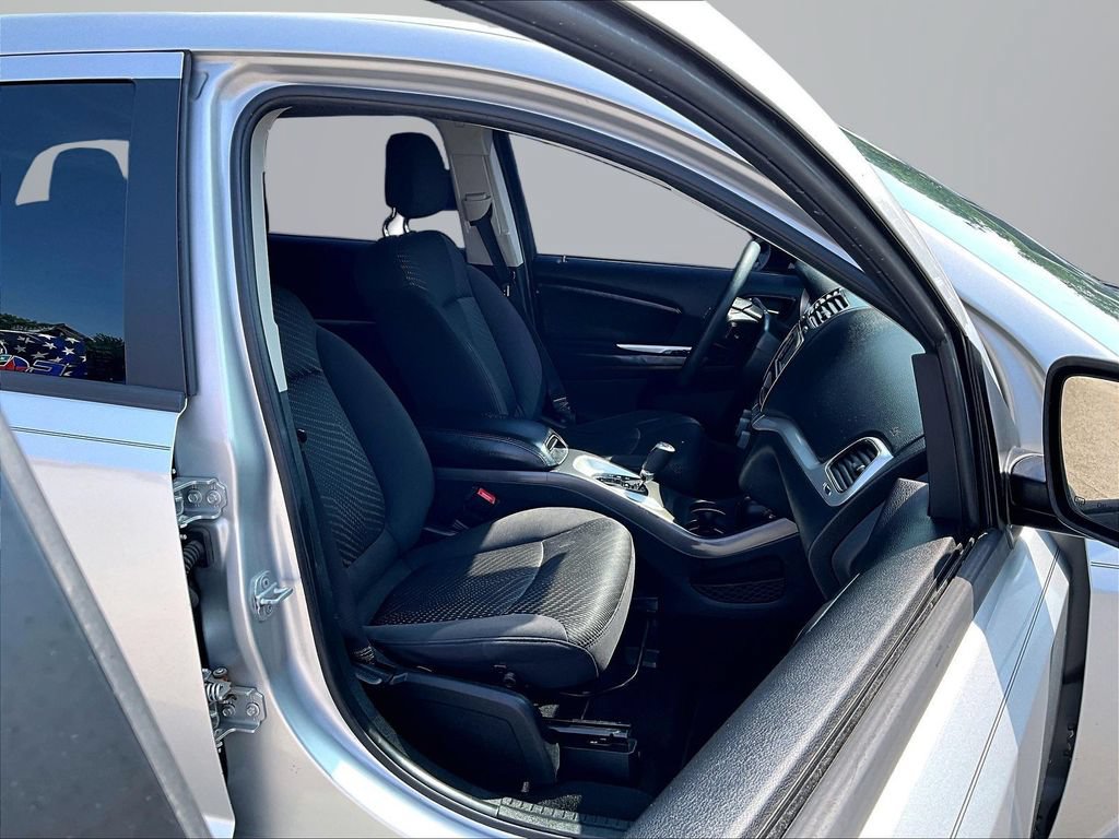 Used 2013 Dodge Journey American Value Package w/ Flexible Seating Group FWD image 8