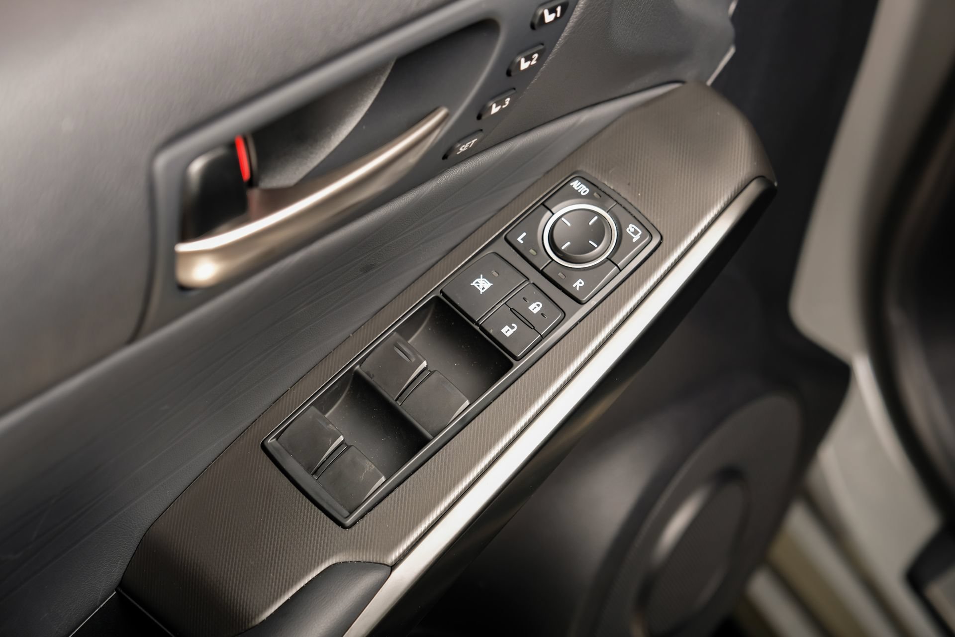 Used 2025 Lexus IS 350 F Sport w/ Navigation Package RWD image 59