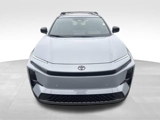 Used 2026 Toyota C-HR AWD/4WD image 8