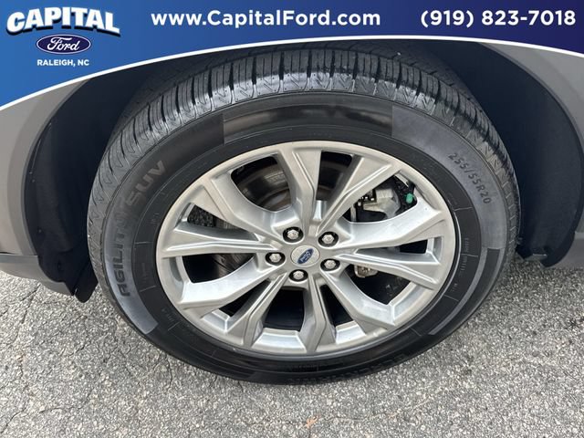 Certified 2023 Ford Explorer XLT w/ Equipment Group 202A AWD/4WD image 13
