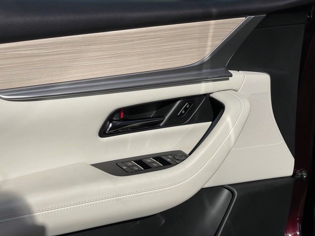 Certified 2024 MAZDA CX-90 Plug-In Hybrid w/ Premium Plus AWD/4WD image 11