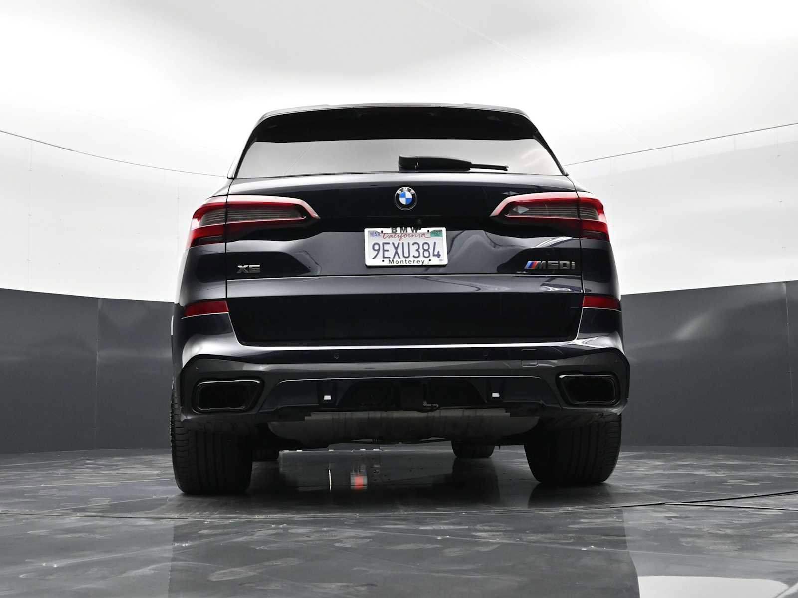 Used 2023 BMW X5 M50i w/ Executive Package image 29