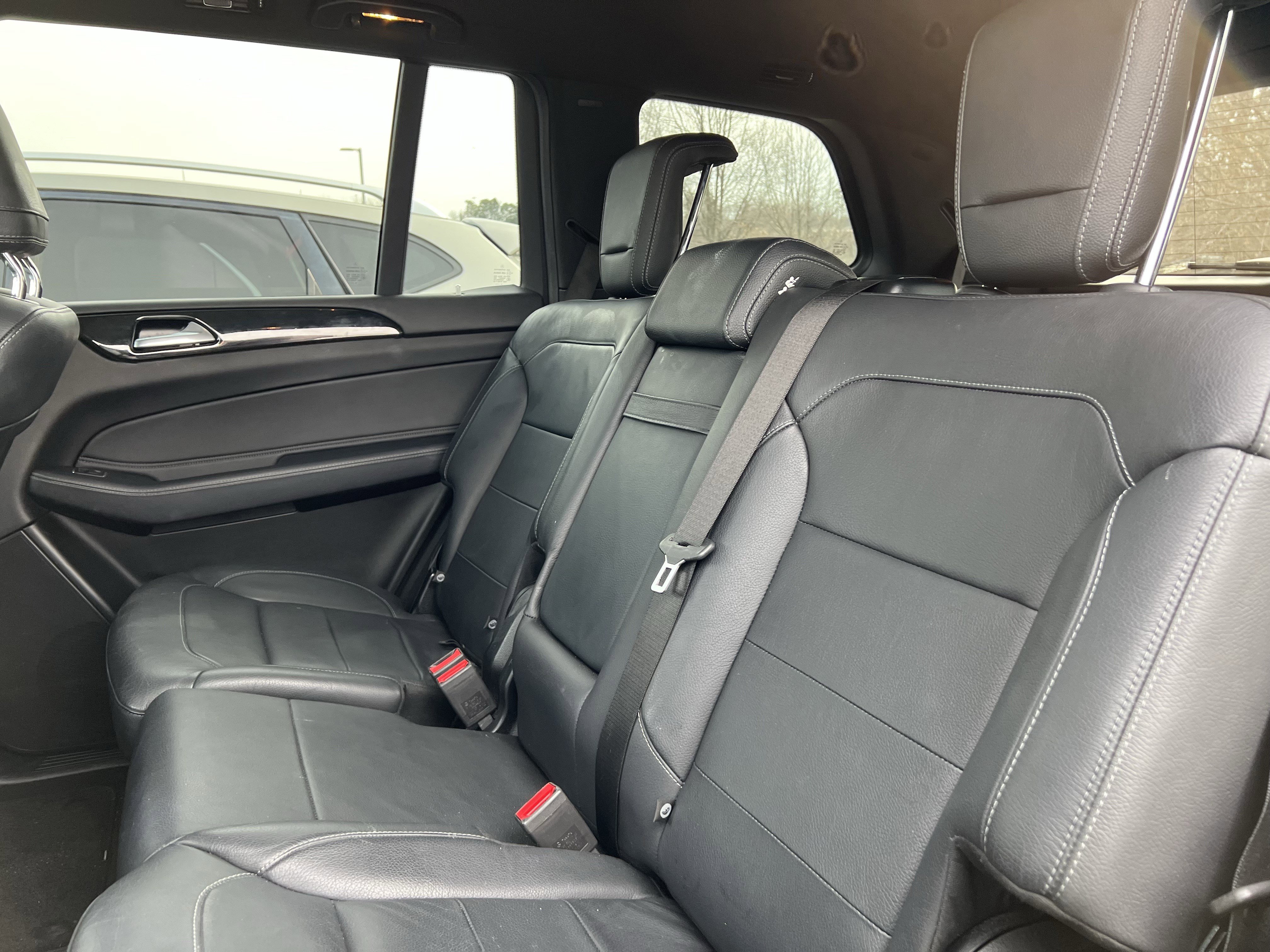 Used 2019 Mercedes-Benz GLS 450 4MATIC image 34