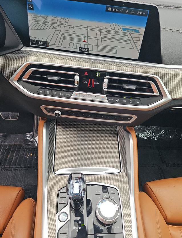 Used 2022 BMW X6 xDrive40i w/ M Sport Package AWD/4WD image 10
