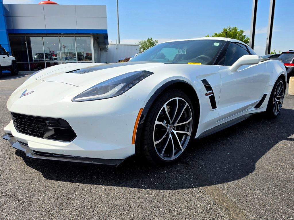 Used 2018 Chevrolet Corvette Grand Sport RWD image 2