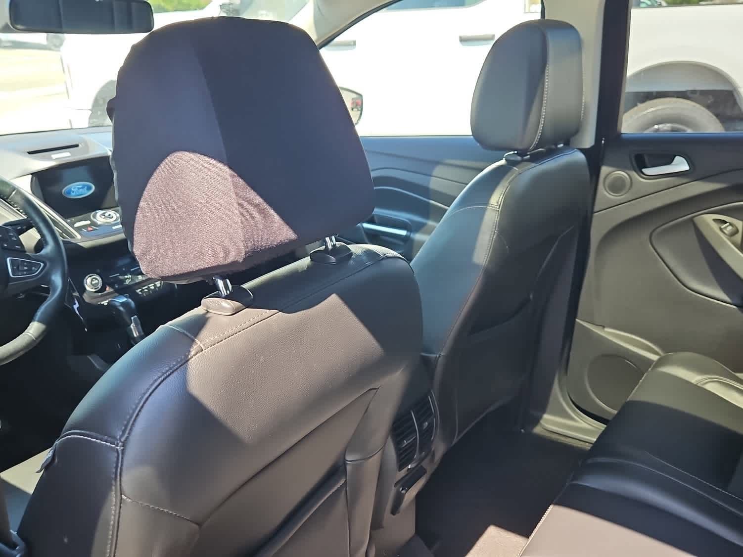 Used 2017 Ford Escape Titanium image 11