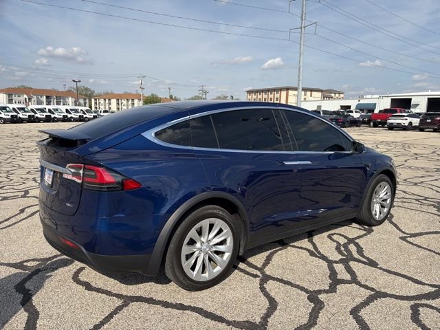 Used 2017 Tesla Model X 90D AWD/4WD image 4