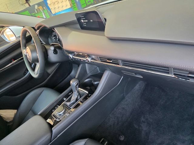 Used 2023 MAZDA MAZDA3 s FWD image 16