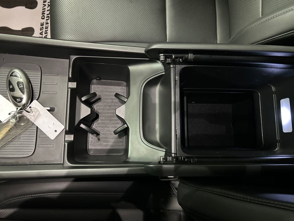 Used 2025 Hyundai Santa Fe SEL image 19