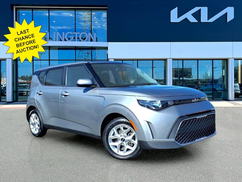 Used 2023 Kia Soul LX w/ Option Group 015
