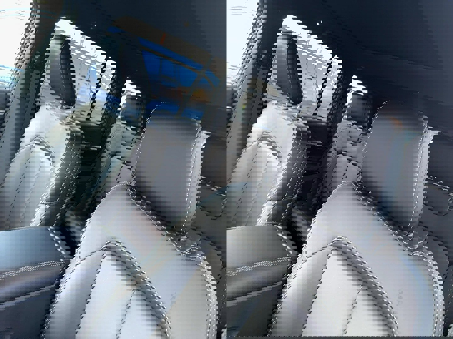 New 2025 Jeep Grand Cherokee Limited image 7