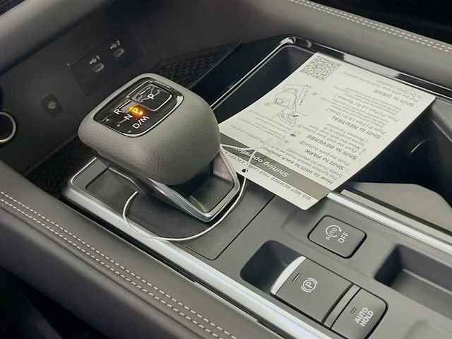 New 2026 Nissan Pathfinder Platinum image 13