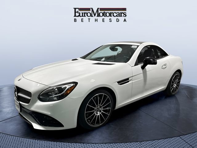 Certified 2020 Mercedes-Benz SLC 300 image 2