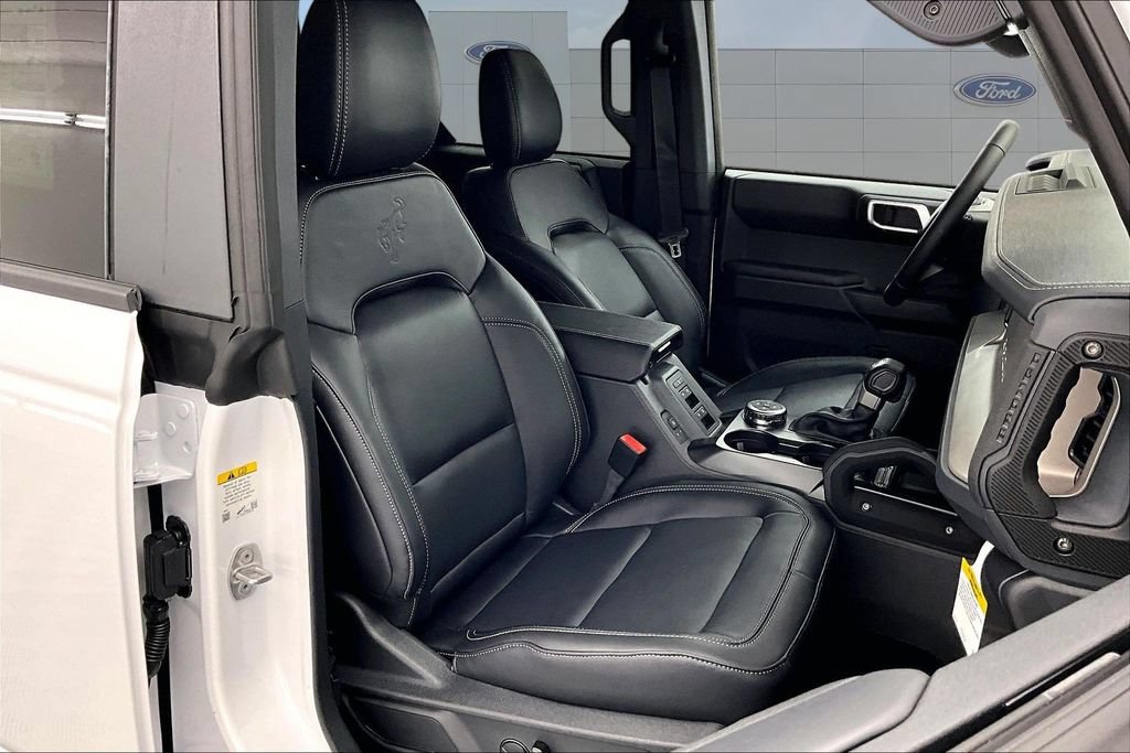 New 2026 Ford Bronco Outer Banks w/ Sasquatch Package AWD/4WD image 11