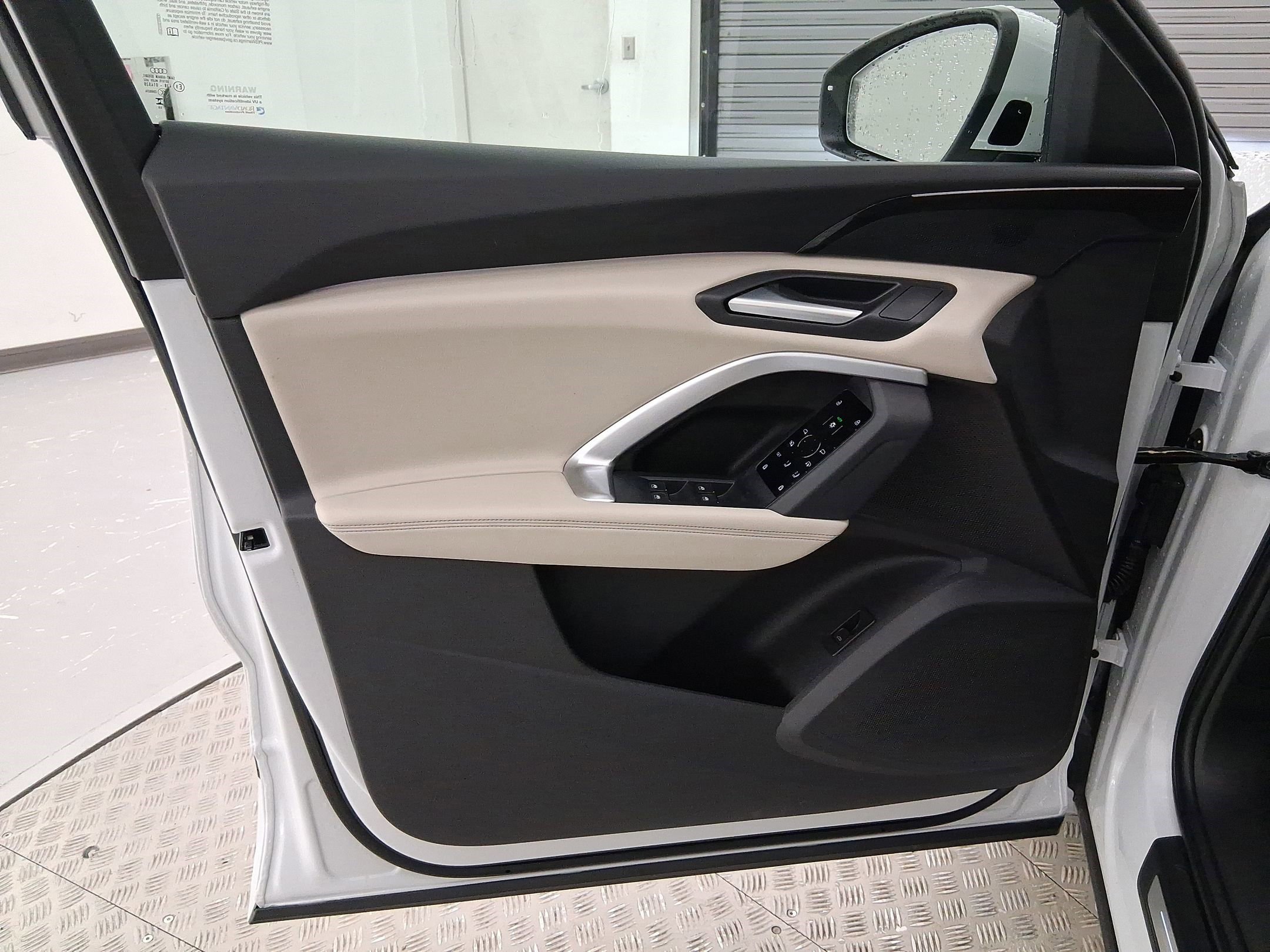 Certified 2025 Audi Q5 Premium w/ Convenience Package image 19