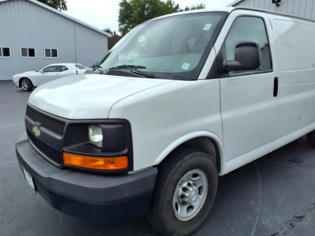 Used 2015 Chevrolet Express 2500 RWD image 5