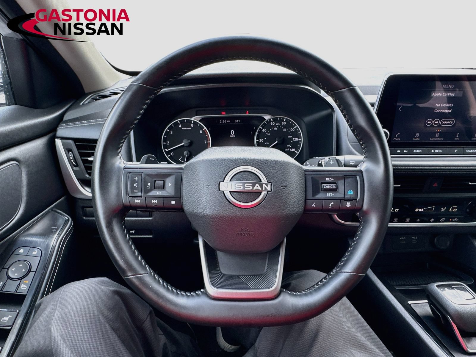 Used 2025 Nissan Rogue SV FWD image 14