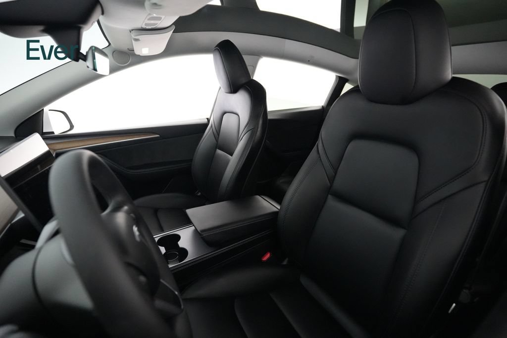 Used 2024 Tesla Model Y Performance AWD/4WD image 4