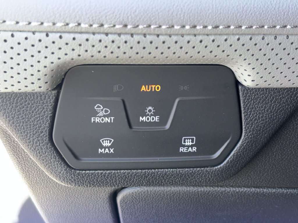New 2026 Volkswagen Atlas Peak Edition AWD/4WD image 13