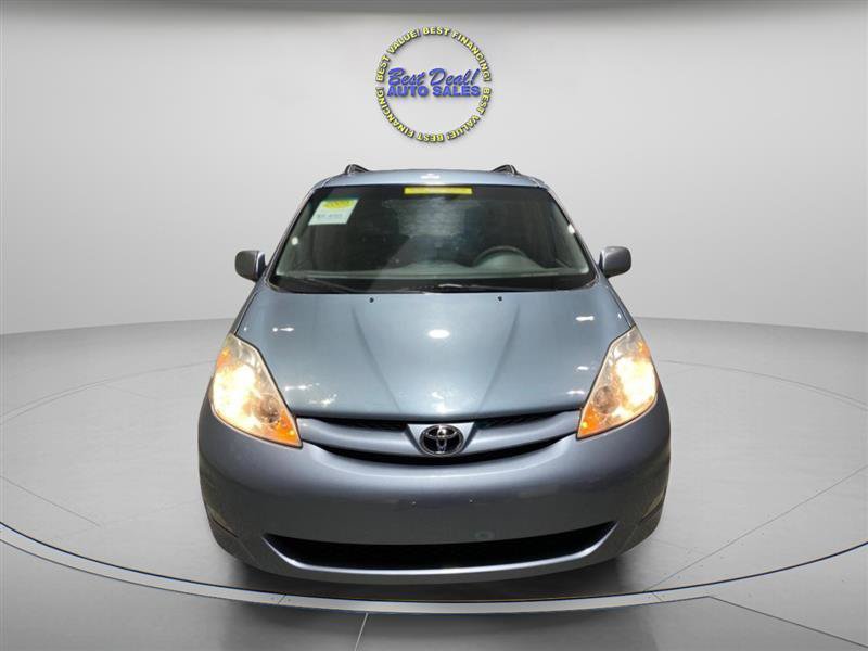 Used 2009 Toyota Sienna FWD image 6