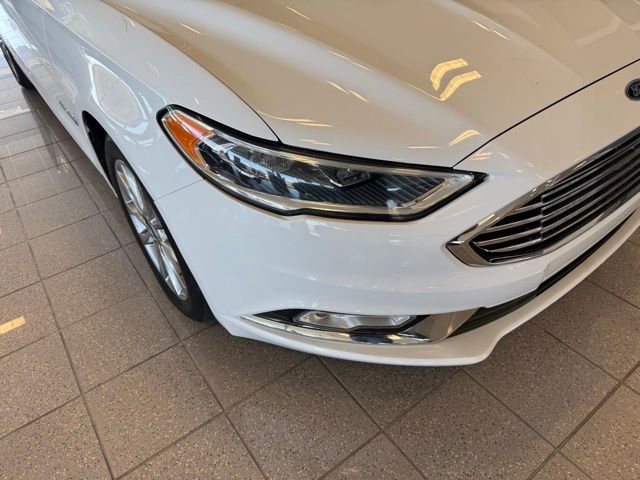 Used 2017 Ford Fusion SE w/ Equipment Group 602A image 8