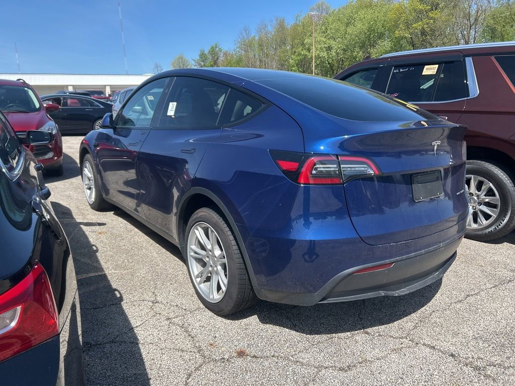 Used 2023 Tesla Model Y Long Range AWD/4WD image 6