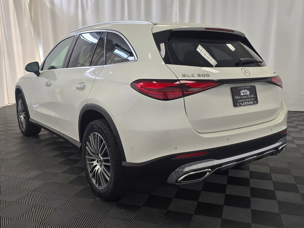New 2026 Mercedes-Benz GLC 300 4MATIC image 4