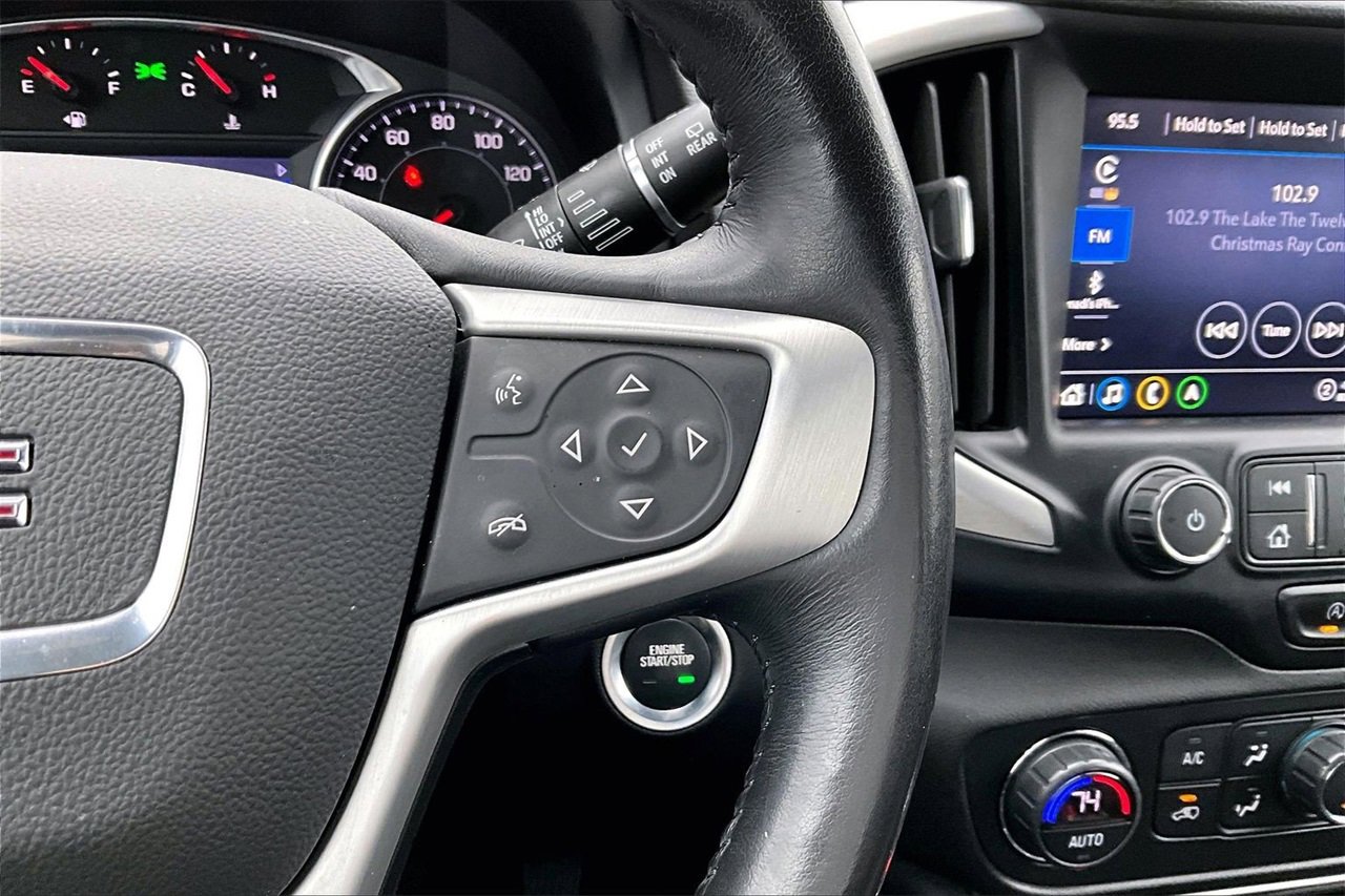 Used 2022 GMC Terrain SLT w/ Infotainment Package II image 29