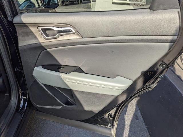 Used 2023 Kia Sportage X-Line w/ X-Line Premium Package image 16