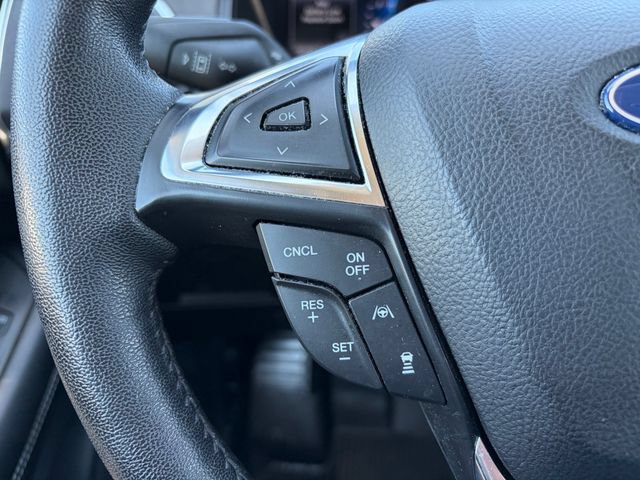 Used 2022 Ford Edge Titanium w/ Equipment Group 301A AWD/4WD image 14