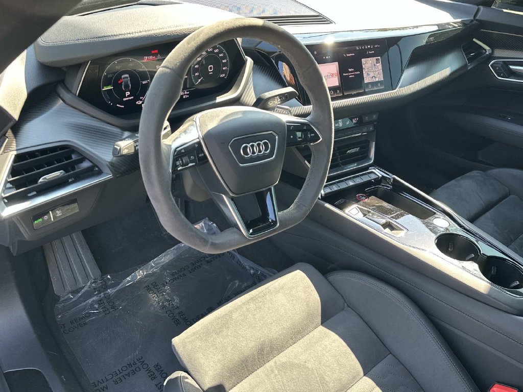 Used 2022 Audi e-tron GT Premium Plus w/ Performance Package AWD/4WD image 2