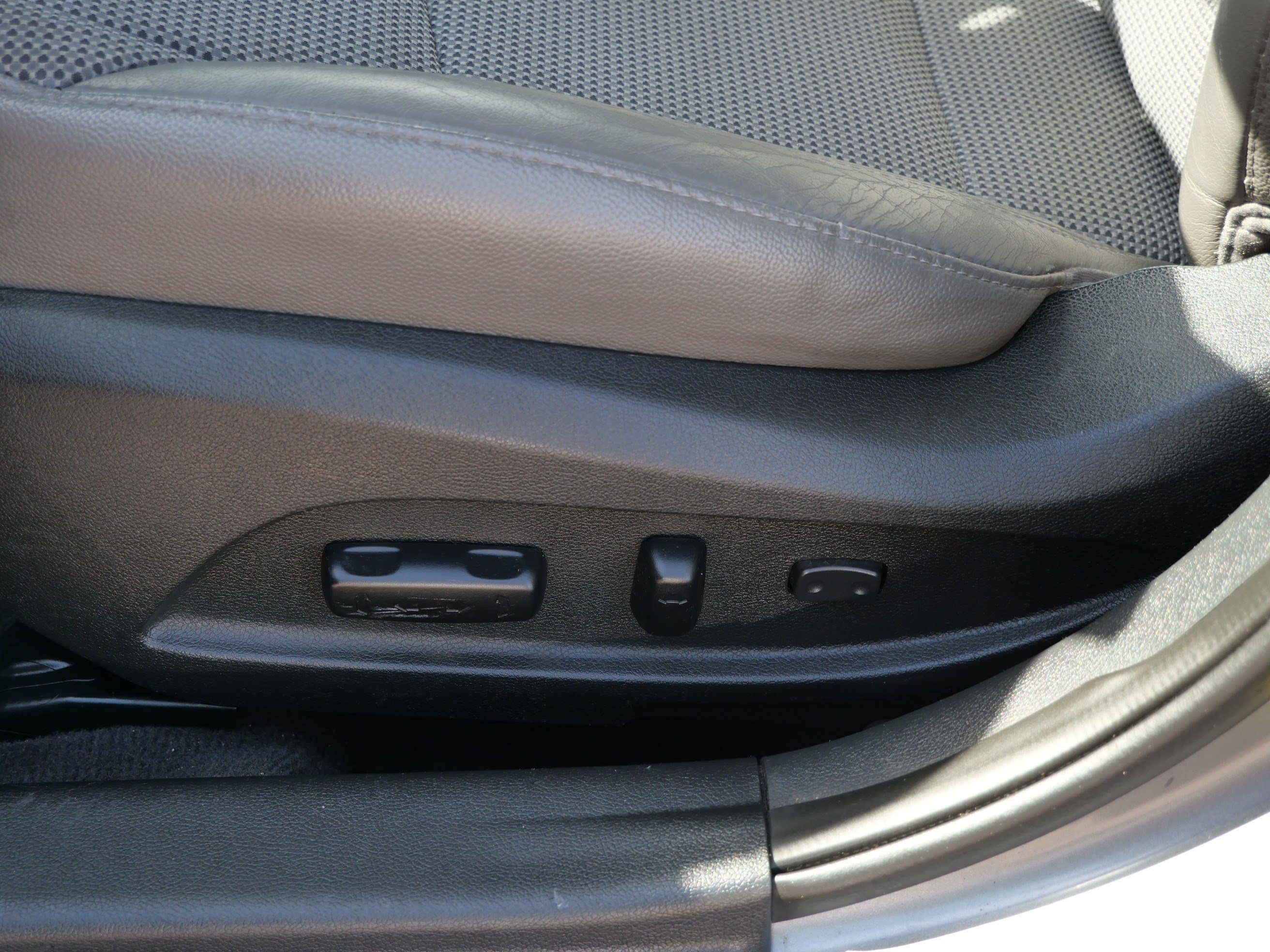 Used 2014 Hyundai Sonata SE FWD image 19