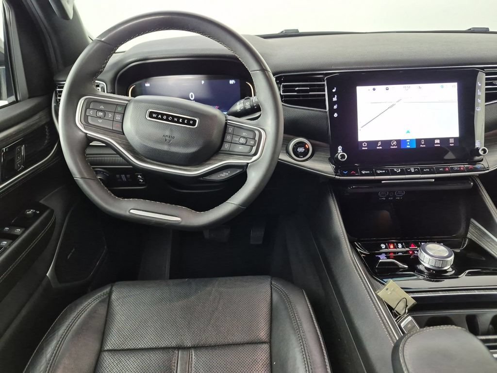 Used 2024 Jeep Wagoneer Series II AWD/4WD image 30