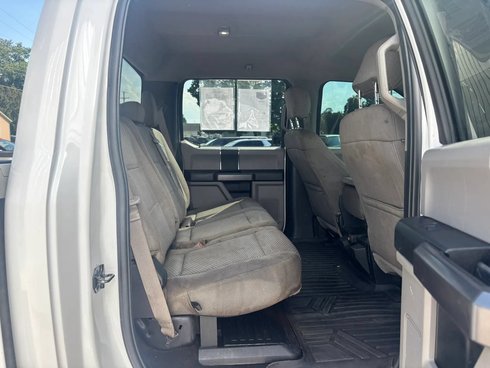 Used 2019 Ford F250 XLT w/ Snow Plow Prep Package AWD/4WD image 16