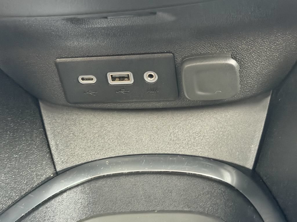 Used 2024 Chevrolet Malibu LT FWD image 25